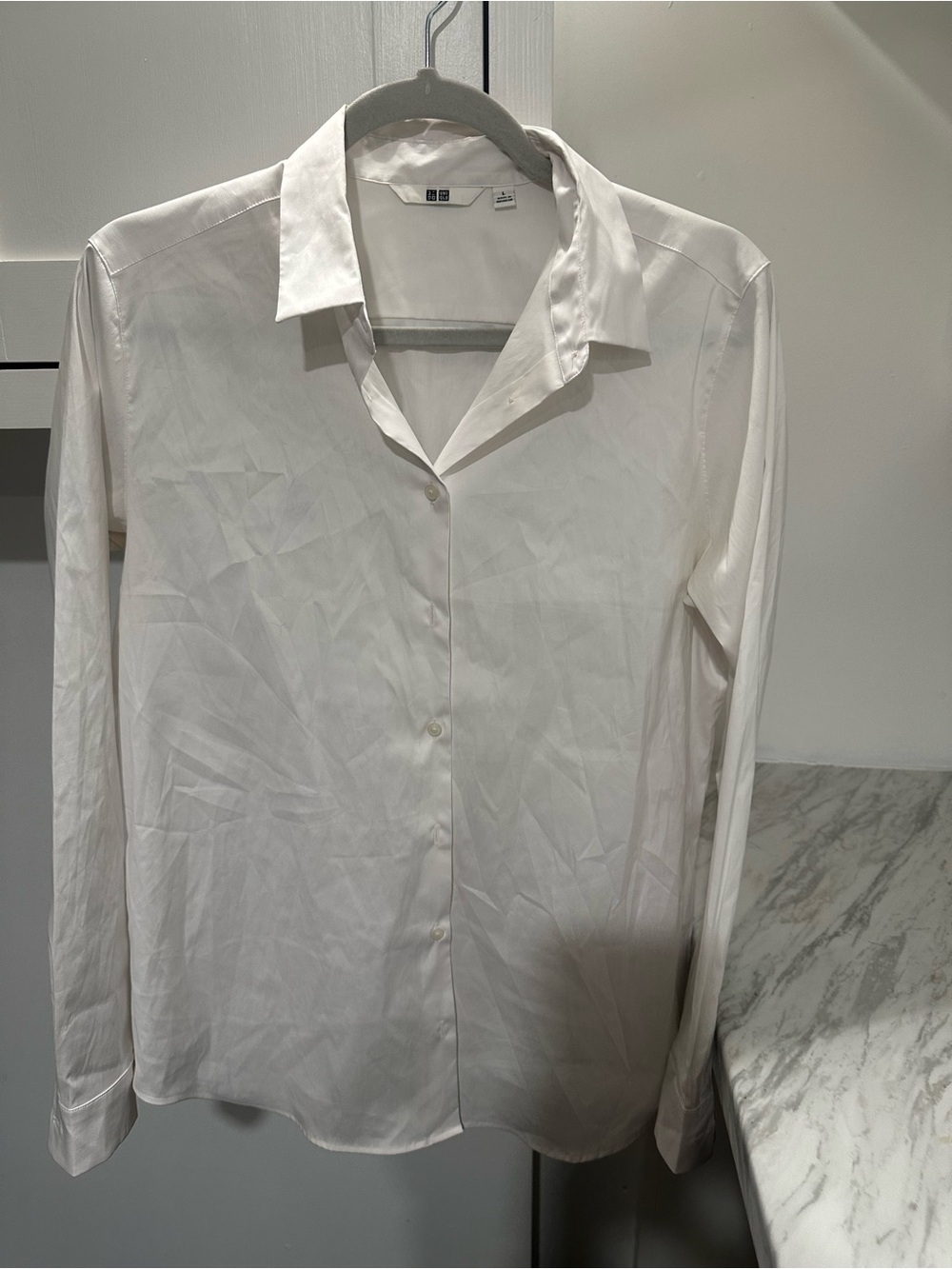 Uniqlo Men's White Long-Sleeve Dress Shirt